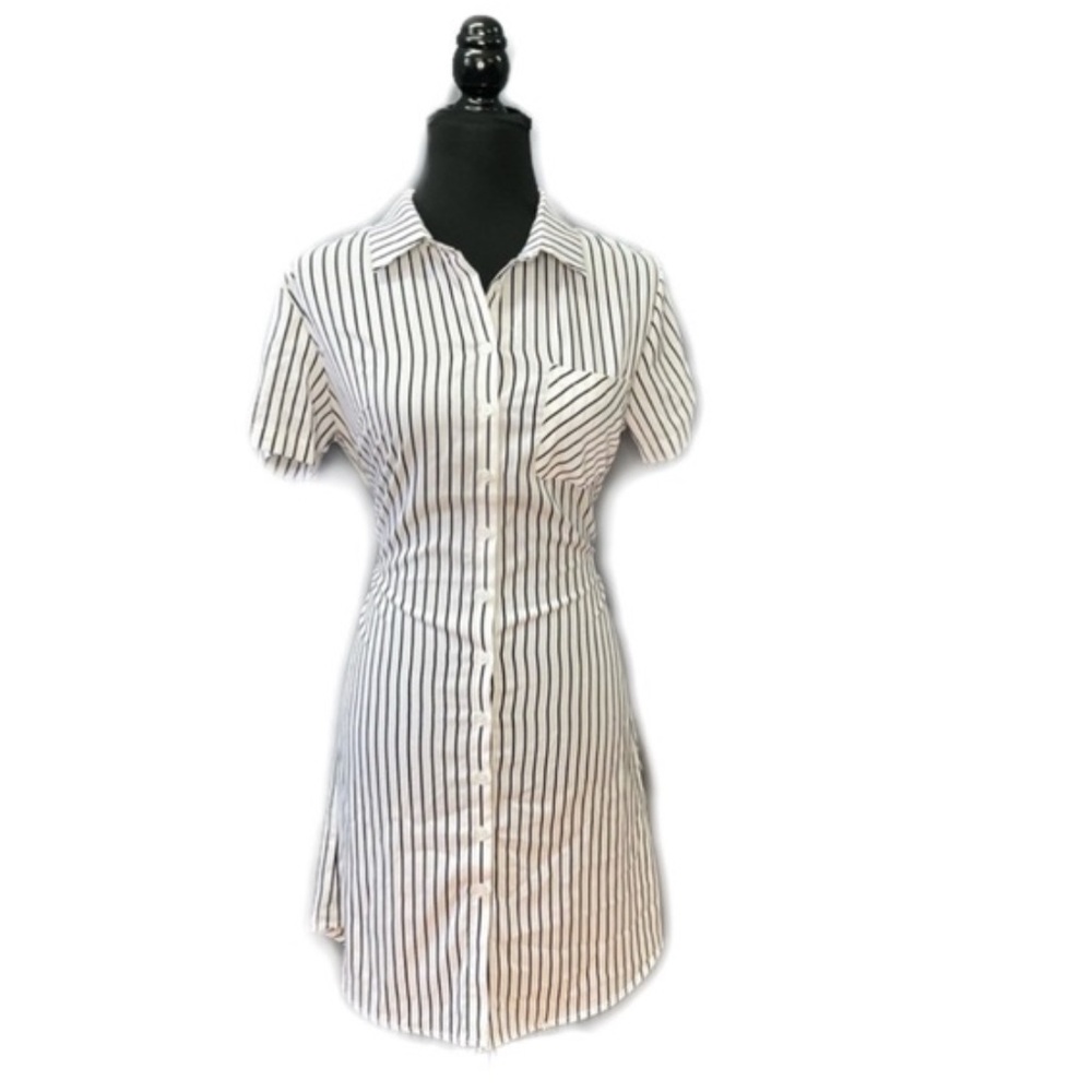 White and Black Fitted Button Down Dress Shirt